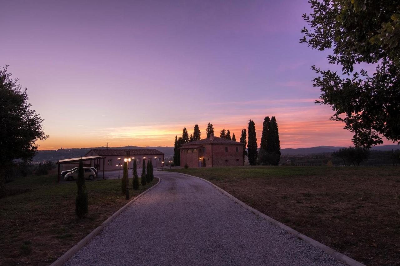 Podere Abbazia B&B Синалунга Екстериор снимка
